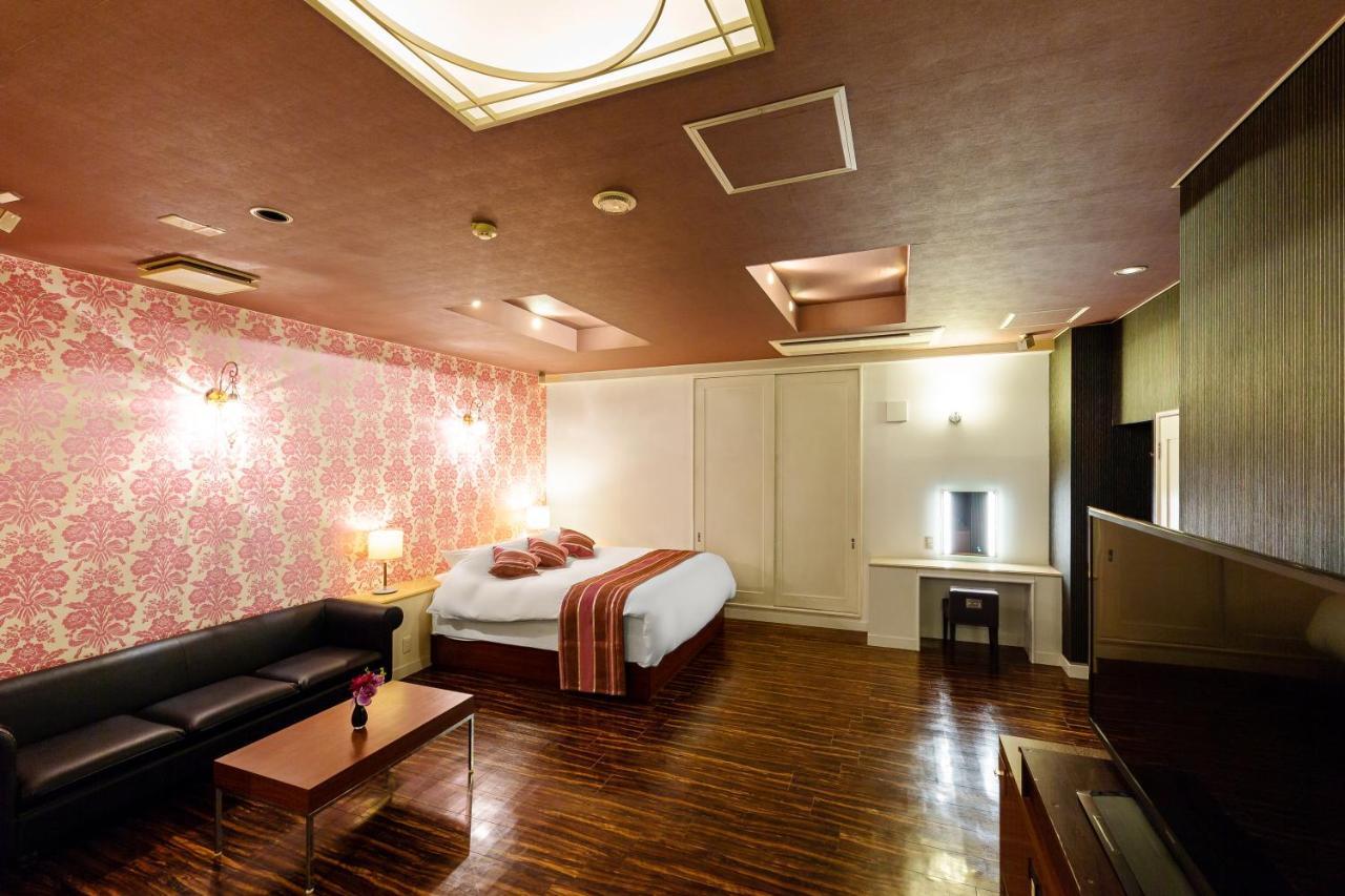 Hotel LOVE JEWEL Kitakyūshū Exterior foto